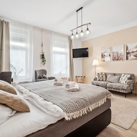 Roby-Erfurt Hbf-Nah, Balkon Apartment Luaran gambar