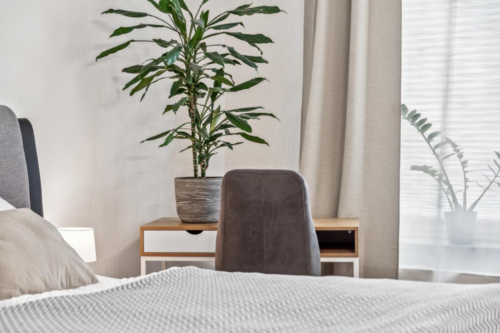 Roby-Erfurt Hbf-Nah, Balkon Apartment Luaran gambar